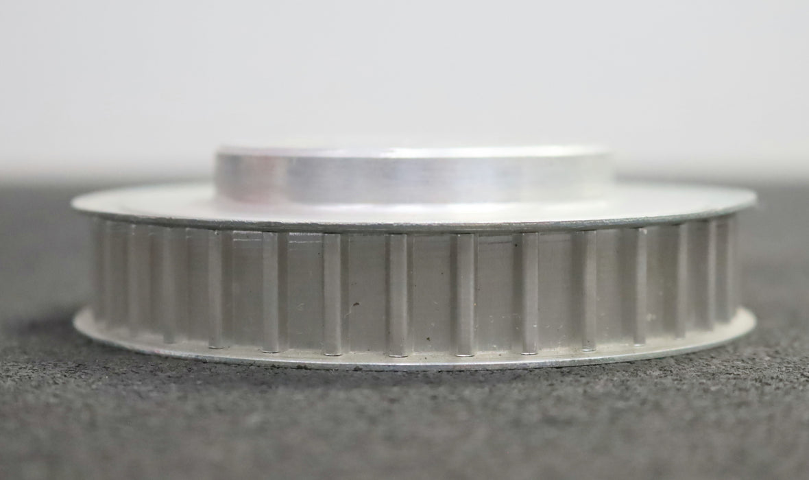 Bild des Artikels Aluminium-Zahnscheibe-mit-beidseitiger-Bordscheibe-31-AT10/36-Profil:-AT10-Z=32-
