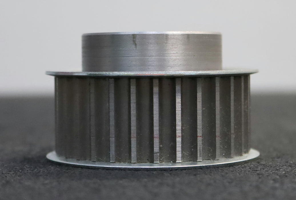 Bild des Artikels Stahl-Zahnscheibe-mit-beidseitiger-Bordscheibe-30-8M-30-Profil:-8M-30-