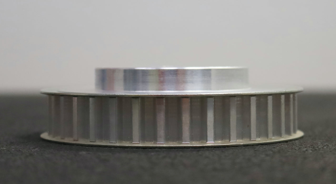 Bild des Artikels Aluminium-Zahnscheibe-mit-beidseitiger-Bordscheibe-31-T10/36-Profil:-T10-Z=36-