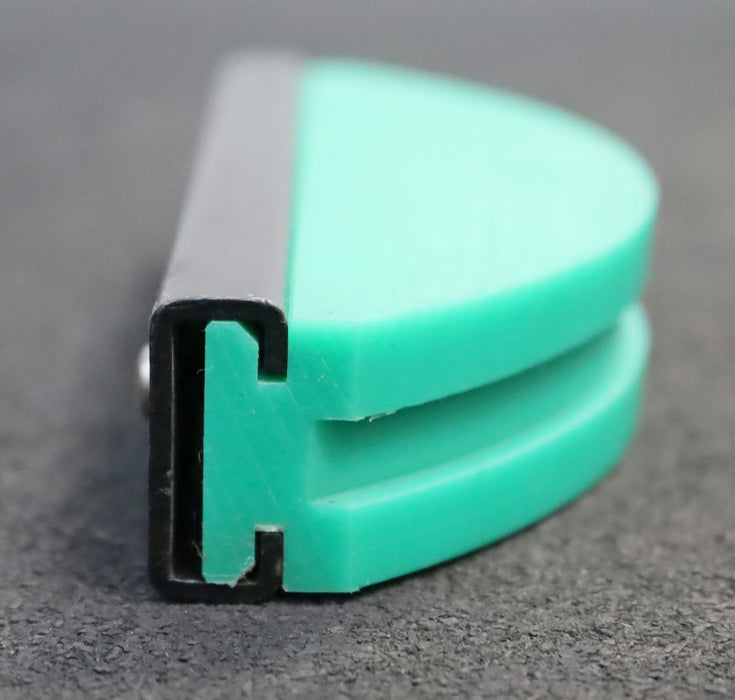 Bild des Artikels MURTFELDT-Gleitprofil-für-Spannbox-Größe1+2-5/8x3/8-Maße-LxBxH-140x52x28mm