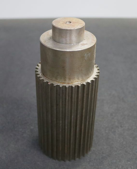 Bild des Artikels Stahl-Zahnwelle-Toothed-shaft-S8M-34-Profil:-S8M-34-Zähne-GL-verzahnt-132mm