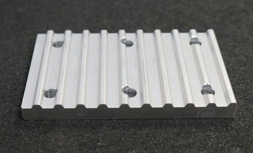 Bild des Artikels Aluminium-Klemmplatte-Clamping-plate-T10-Profil:-T10-mit-6x-Bohrungen