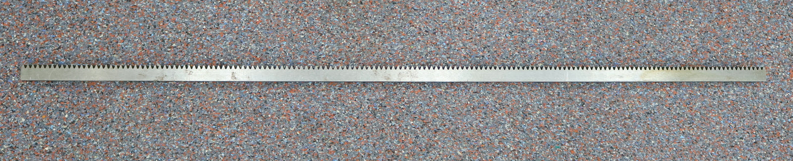 Bild des Artikels Stahl-Zahnstange-Rack-M2-Teilung:-6,28mm-Länge-1000mm-BxH-20x20mm-unbenutzt