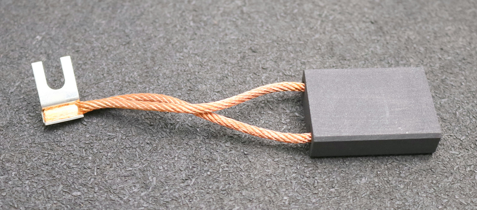 Bild des Artikels SCHUNK-Block-Kohlebürste-mit-zwei-Litzen-F49-12,5x32x45mm-(t-x-a-x-r)