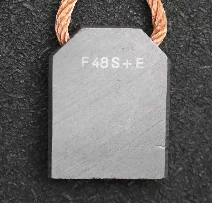 Bild des Artikels SCHUNK-Kohlebürste-mit-zwei-Litzen-F48-10x32x40mm-(t-x-a-x-r)-mit-Kabelschuh