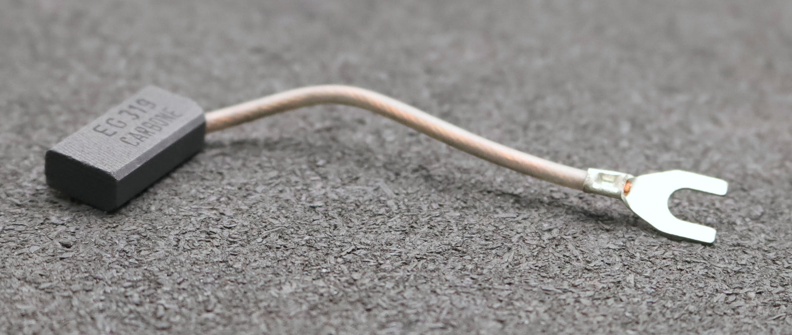 Bild des Artikels CARBONE-Block-Kohlebürste-mit-einer-Litze-EG319-6,3x12,5x25mm-(t-x-a-x-r)
