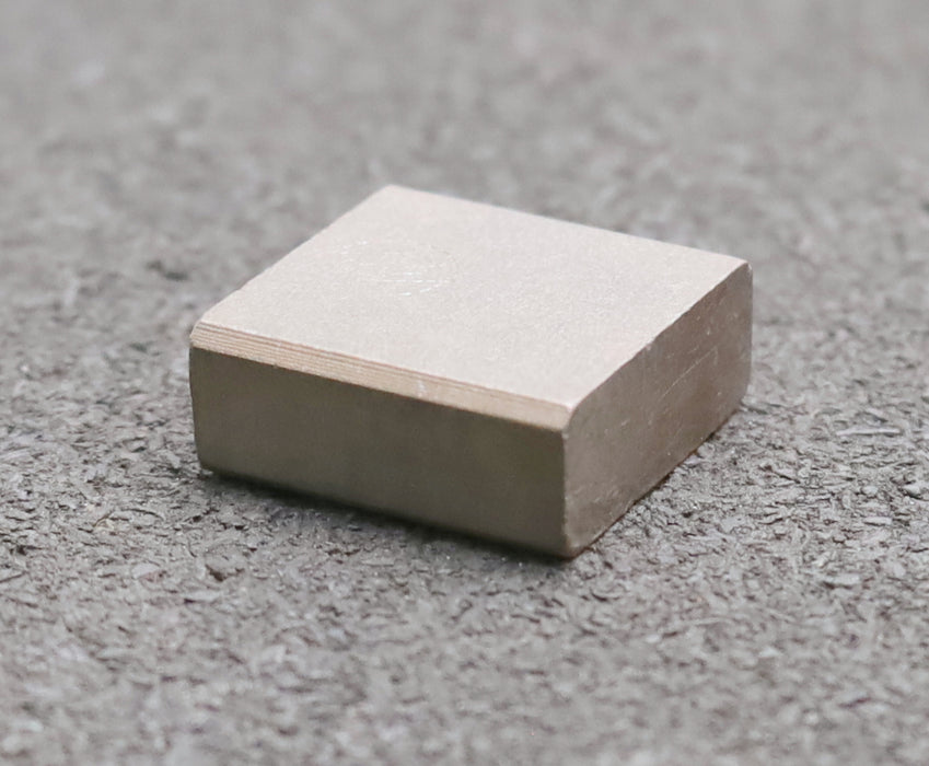 Bild des Artikels R+W-Block-Kohlebürste-ohne-Litze-EN12-10x25x25mm-(t-x-a-x-r)-Carbon-brushes-