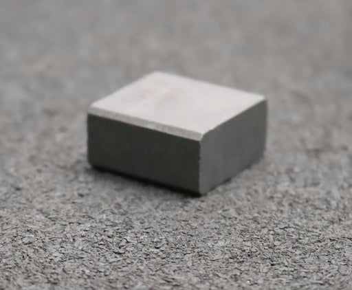 Bild des Artikels CARBONE-Block-Kohlebürste-ohne-Litze-EG34D-12,5x25x25mm(t-x-a-x-r)