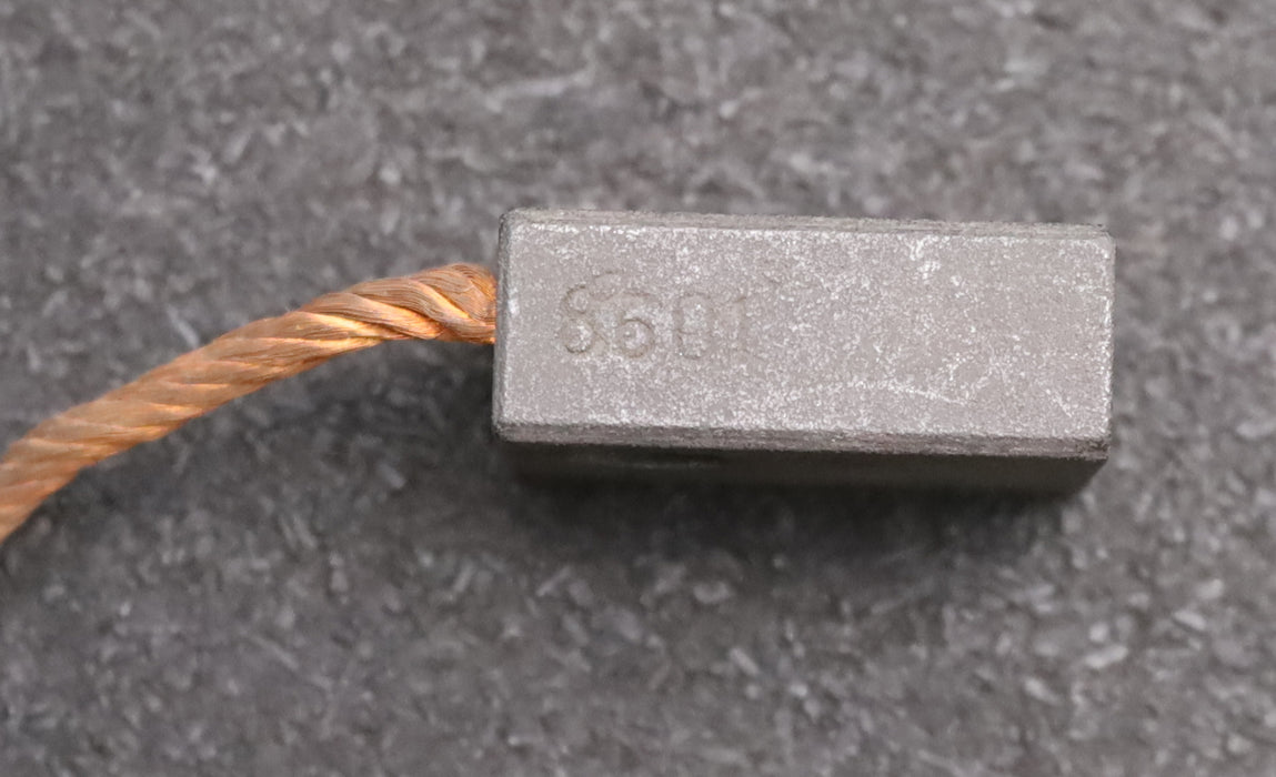 Bild des Artikels R+W-Block-Kohlebürste-mit-einer-Litze-8601-12,5x25x32mm(t-x-a-x-r)