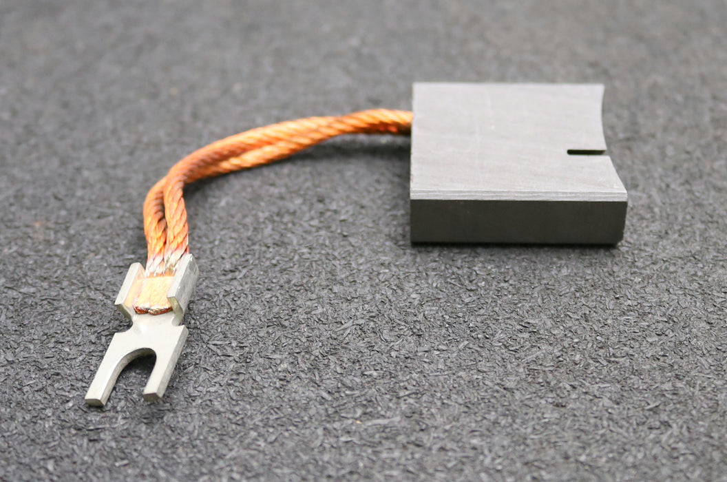 Bild des Artikels SCHUNK-Block-Kohlebürste-mit-zwei-Litzen-E43Z3-40x12,5x40mm(t-x-a-x-r)-unbenutzt