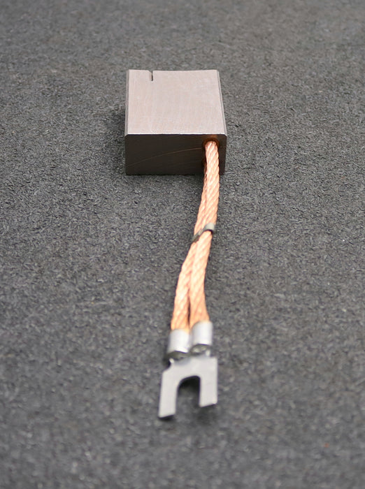 Bild des Artikels R+W-Block-Kohlebürste-mit-zwei-Litzen-RZ73-40x20x50mm(t-x-a-x-r)-mit-Kabelschuh