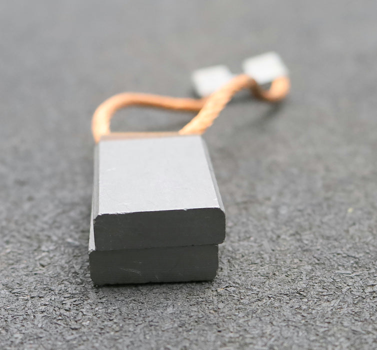 Bild des Artikels SCHUNK-Montierte-Zwillings-Kohlebürste-F46-16x25x41,5mm(t-x-a-x-r)-+-Kabelschuh