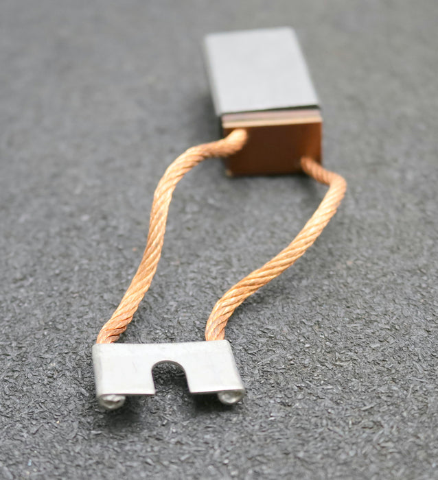 Bild des Artikels SCHUNK-Montierte-Zwillings-Kohlebürste-F46-16x25x41,5mm(t-x-a-x-r)-+-Kabelschuh