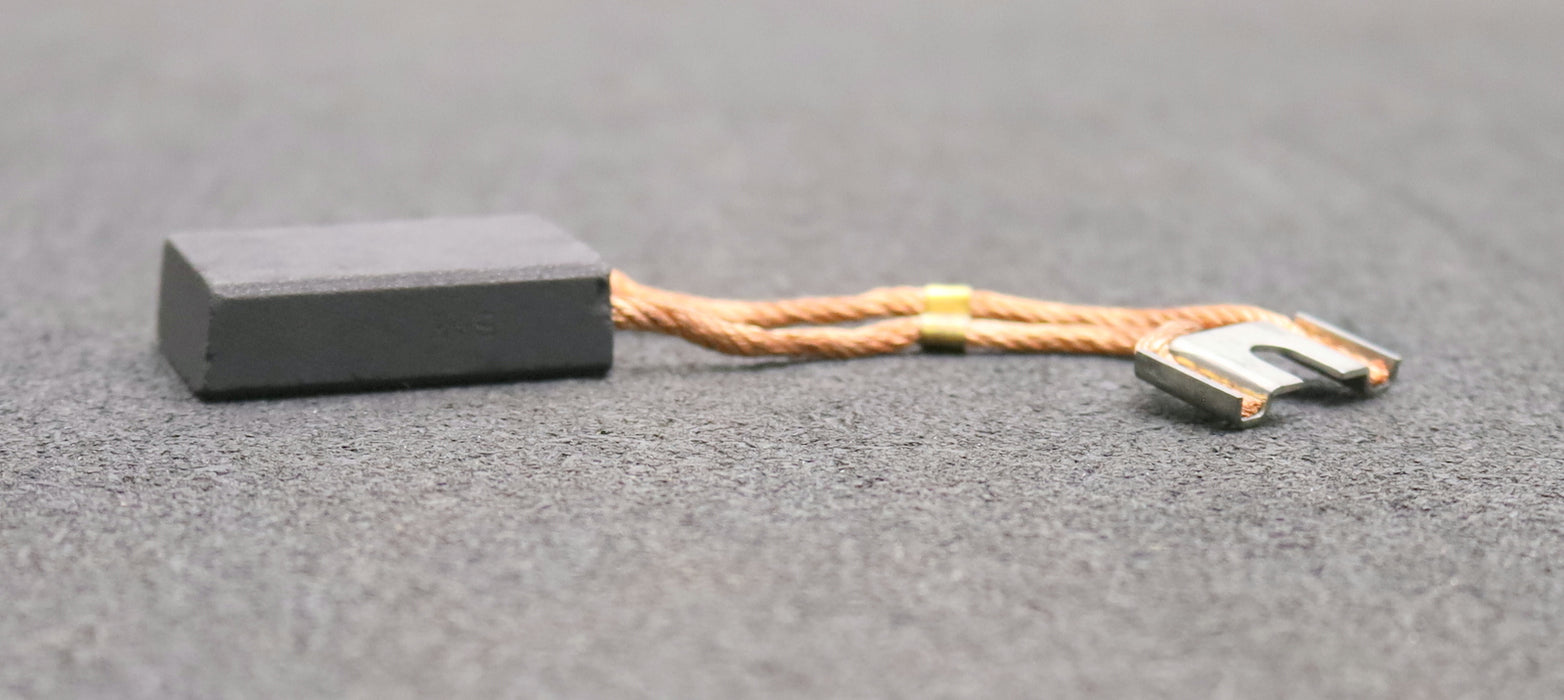 Bild des Artikels SCHUNK-Block-Kohlebürste-mit-zwei-Litzen-E49-12,5x32x45mm(t-x-a-x-r)-+Kabelschuh