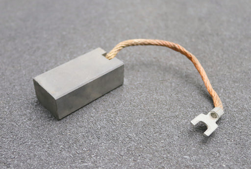 Bild des Artikels SCHUNK-Block-Kohlebürste-mit-einer-Litze-1090Y-20x30x60mm(t-x-a-x-r)-+Kabelschuh
