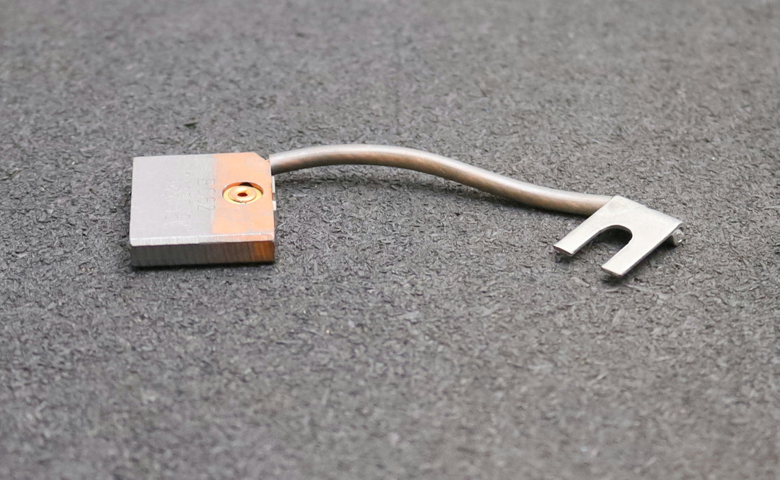 Bild des Artikels CARBONE-Block-Kohlebürste-mit-einer-Litze-BG62-6x30x25mm-(t-x-a-x-r)-unbenutzt