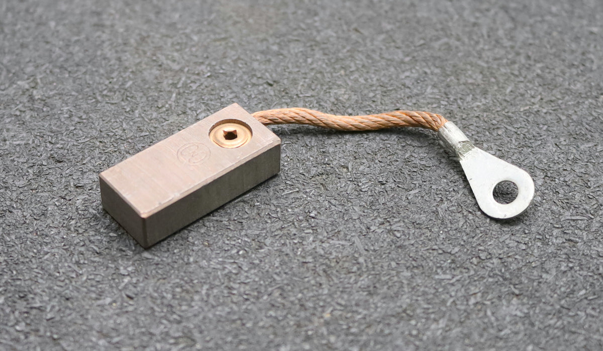 Bild des Artikels Block-Kohlebürste-mit-einer-Litze-C816-10x16x35mm-(t-x-a-x-r)-mit-Kabelschuh