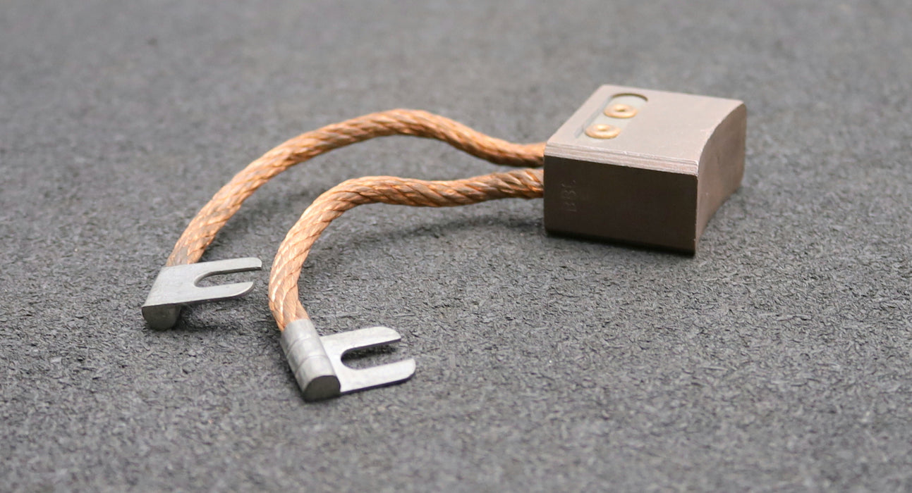 Bild des Artikels BBC-Block-Kohlebürste-mit-zwei-Litzen-CL19-40x20x32mm-(t-x-a-x-r)-unbenutzt