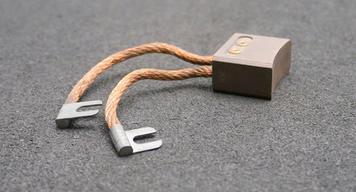 Bild des Artikels BBC-Block-Kohlebürste-mit-zwei-Litzen-CL19-40x20x32mm-(t-x-a-x-r)-unbenutzt