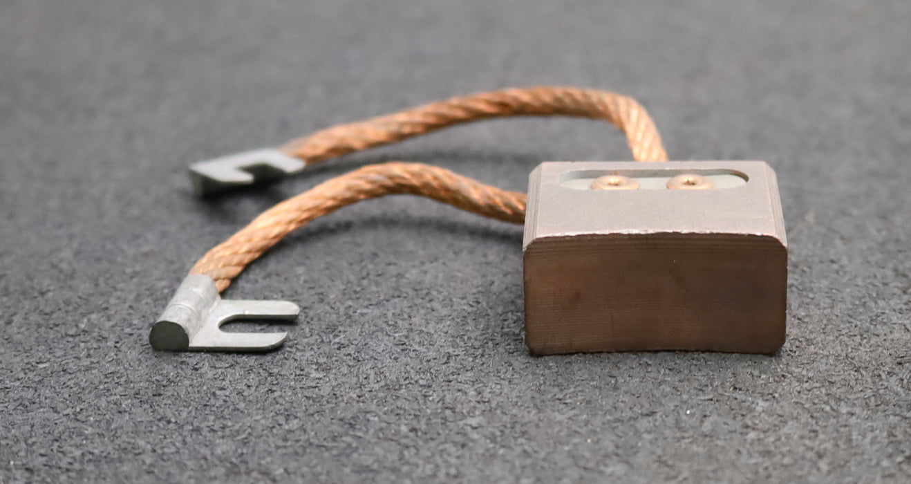 Bild des Artikels BBC-Block-Kohlebürste-mit-zwei-Litzen-CL19-40x20x32mm-(t-x-a-x-r)-unbenutzt