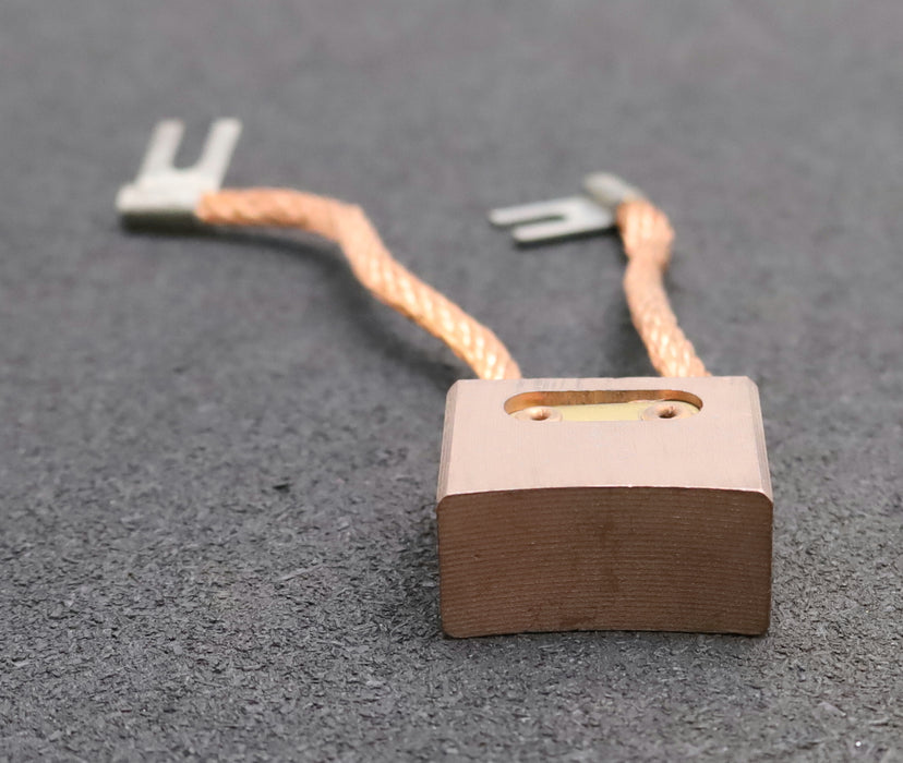 Bild des Artikels SCHUNK-Block-Kohlebürste-mit-zwei-Litzen-CL19-40x20x32mm-(t-x-a-x-r)-unbenutzt