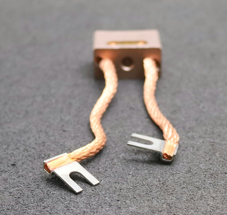 Bild des Artikels SCHUNK-Block-Kohlebürste-mit-zwei-Litzen-CL19-40x20x32mm-(t-x-a-x-r)-unbenutzt