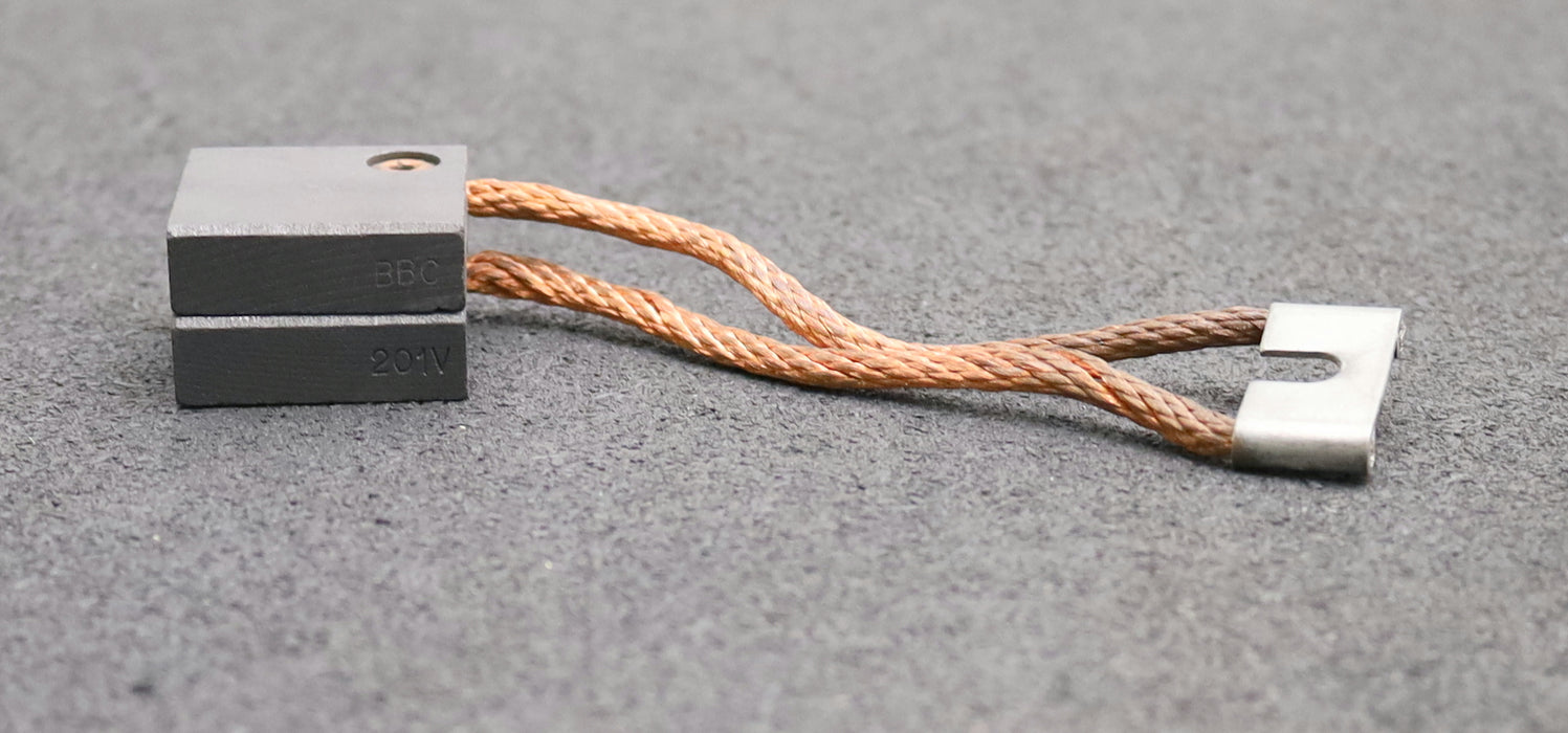 Bild des Artikels Montierte-Zwillings-Kohlebürste-201V-20x32x32mm-(t-x-a-x-r)-mit-Kabelschuh