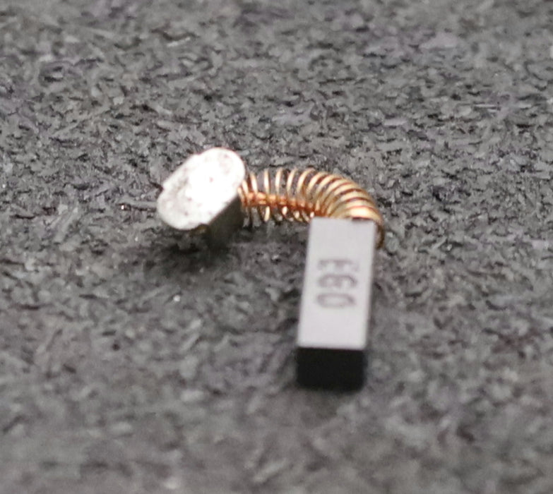 Bild des Artikels 4x-Kleinkohlebürste-EG0-4x3x12,5mm-(t-x-a-x-r)-mit-Kabel,-Feder-und-Bügel