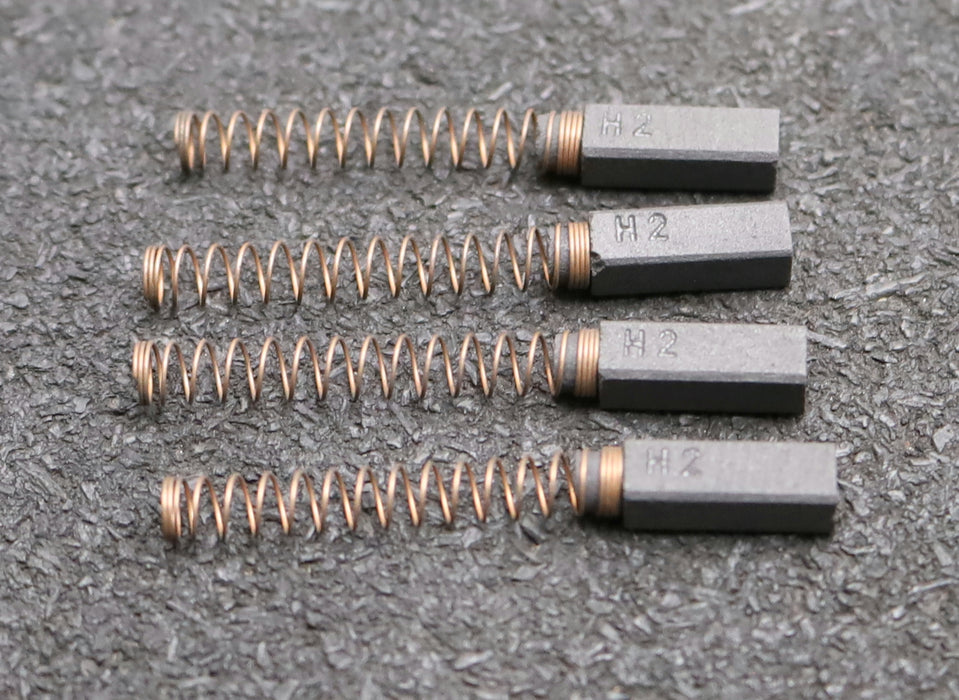 Bild des Artikels 4x-Kleinkohlebürste-H2-5x5x18mm-(t-x-a-x-r)-ohne-Kabel-mit-Feder-unbenutzt