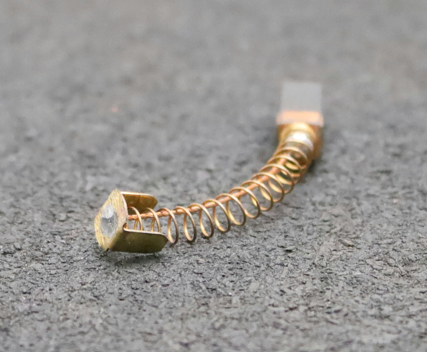 Bild des Artikels 5x-Kleinkohlebürste-5x6x20mm-(t-x-a-x-r)-mit-Kabel,-Feder,-Bügel-Kabellänge-30mm