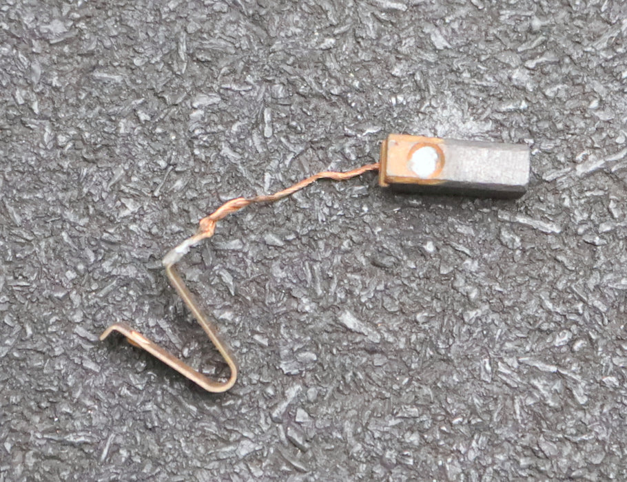 Bild des Artikels 4x-Kleinkohlebürste-4x5x11,5mm(t-x-a-x-r)-mit-V-Kabelschuh-Kabellänge-20mm
