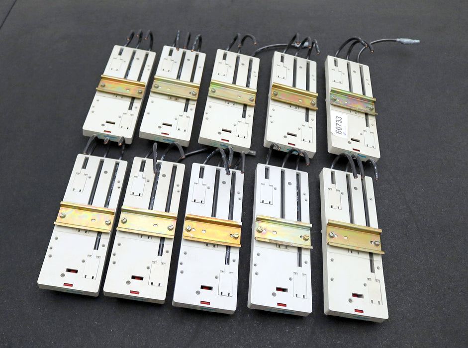 Bild des Artikels WOEHNER-10x-Sammelschienenadapter-01447-32A-660V-gebraucht