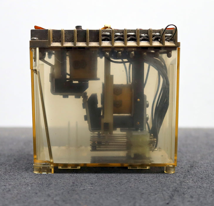 Bild des Artikels SCHLEICHER-Kipprelais-K-626-094-SSP-34-500W-380VAC-6A-Re1-/-Re2-=-220V-60Hz