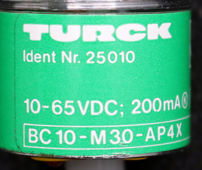 Bild des Artikels TURCK-Näherungsschalter-BC10-M30-AP4-Gewinde-M30x1,5-Betriebsspannung:-10-65VDC