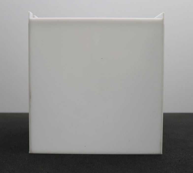 Bild des Artikels EXIT-Fluchtwegblende-Würfelförmig-als-Deckenabhängung-Abmessungen-240x240x254mm