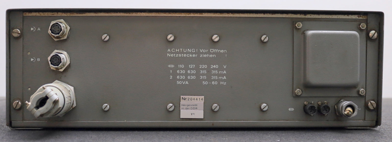 Bild des Artikels OFD-VEB-FEINMESS-DRESDEN-Steuergerät-MS1-SG101-mit-2-Anzeigegeräte--5/50mA