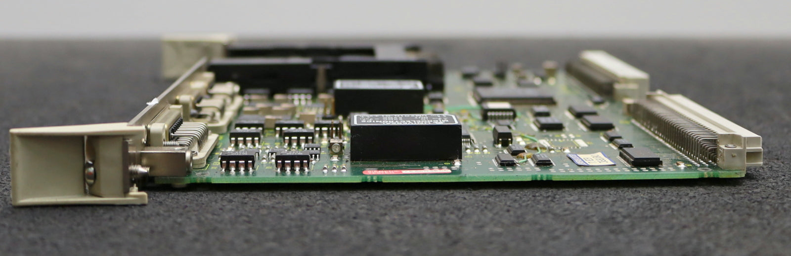 Bild des Artikels SIEMENS-SINUMERIK-Interface-Board-6FC5112-0DA01-0AA0-Erzeugnisstand-B-gebraucht