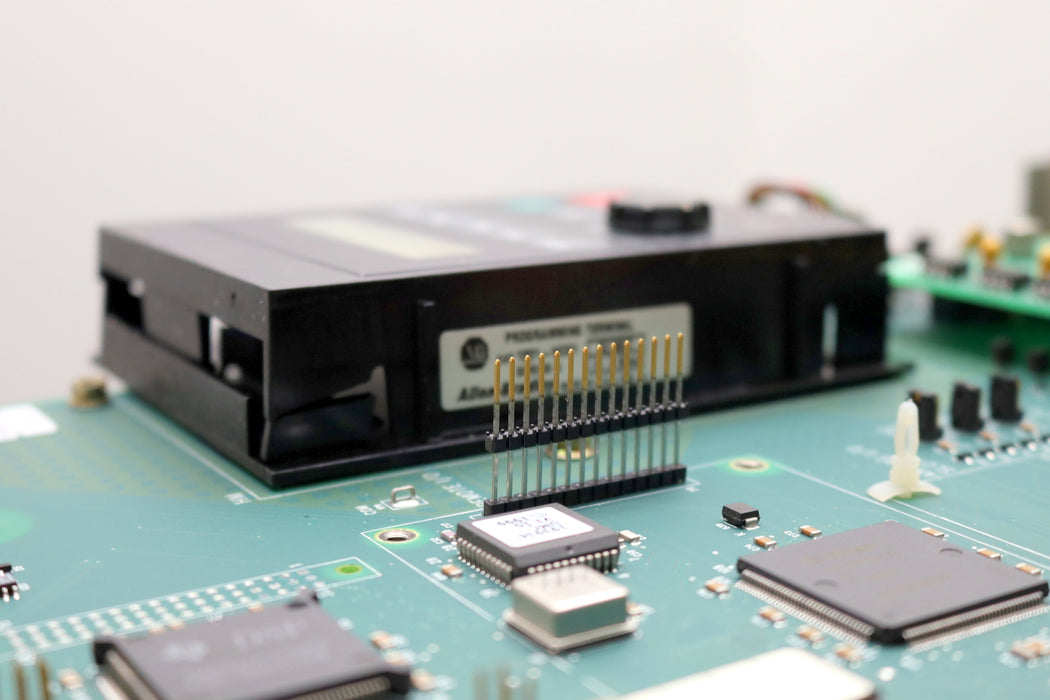 Bild des Artikels ALLEN-BRADLEY-Sensorless-Vector-1336-PLUS-II-CAT-1336F-B020-AE-EN-gebraucht