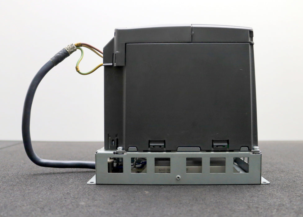 Bild des Artikels SIEMENS-Frequenzumrichter-1,1kW-MICROMASTER-440-6SE6440-2AB21-1BA1+Tastaturmodul