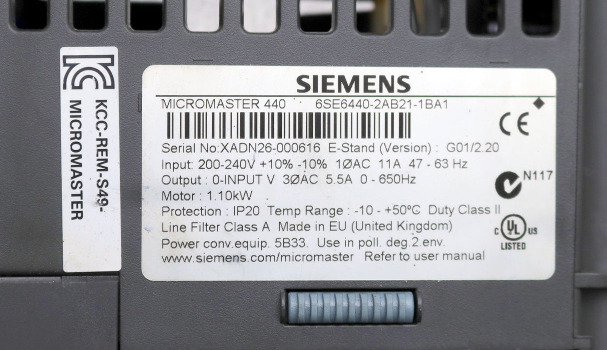 Bild des Artikels SIEMENS-Frequenzumrichter-1,1kW-MICROMASTER-440-6SE6440-2AB21-1BA1+Tastaturmodul