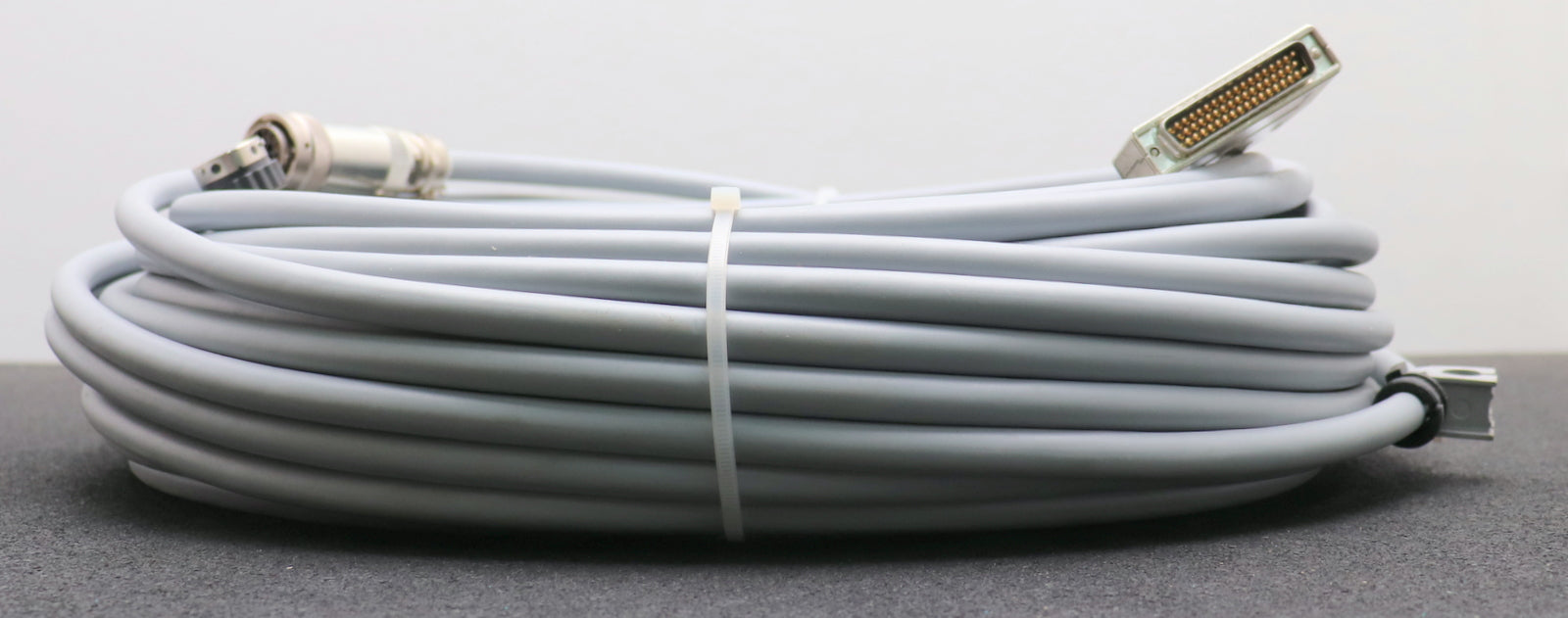 Bild des Artikels TRUMPF-V-Kabel-IFO-LPI-Länge-40m-Art.Nr.-1282379-Kabel-30-86-41-A1-AA/04