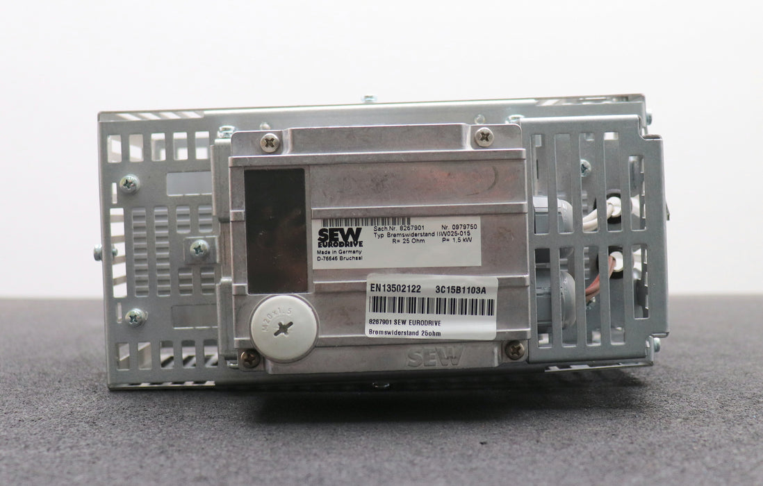 Bild des Artikels SEW-Bremswiderstand-Sach.Nr.-8267901-BW025-015-R-=-25-Ohm-P-=-1,5kW-unbenutzt