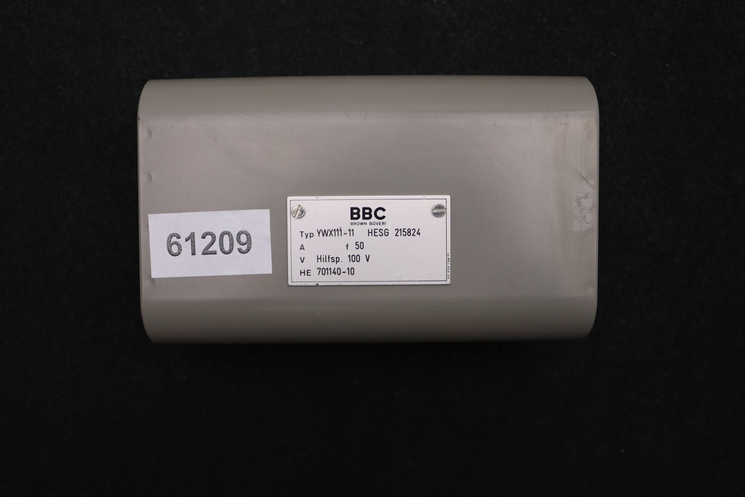 Bild des Artikels BBC-Trafo-Typ-YWX111-11-HESG-215824-50Hz-100V-Hilfsspannung-HE-701140-10