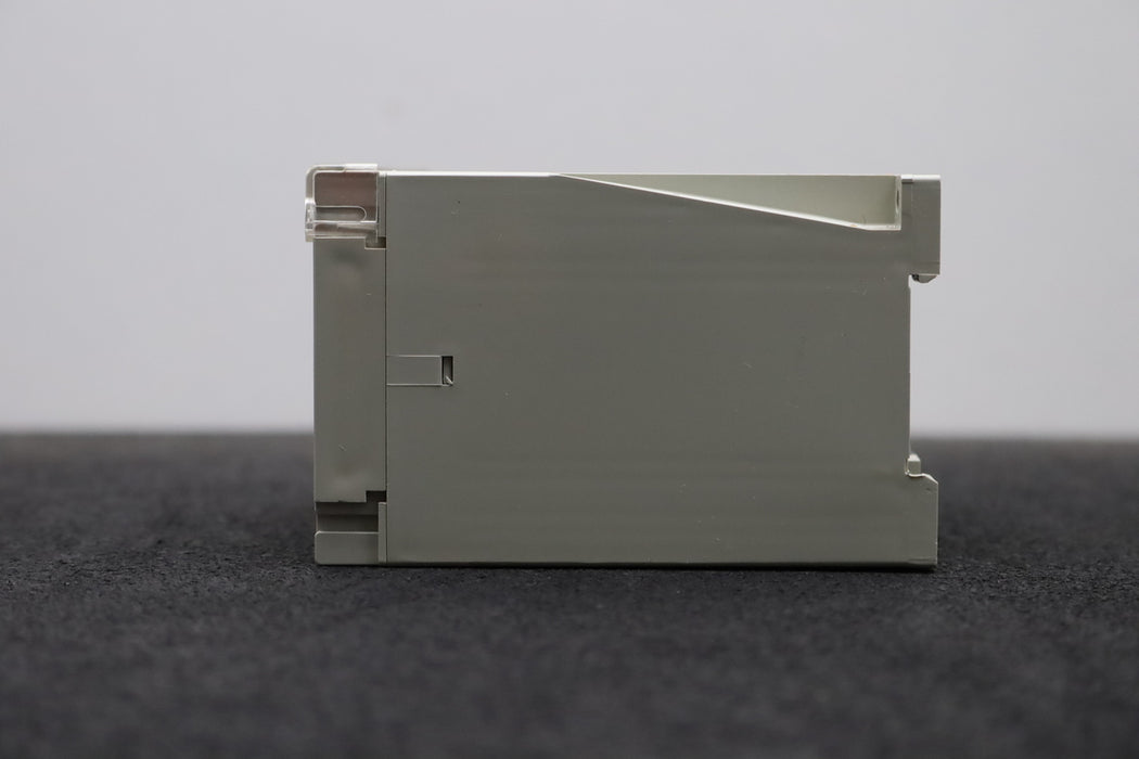 Bild des Artikels CIRCUTOR-Relaiseinheit-Mod.-SMC-96-100V-50Hz-gebraucht