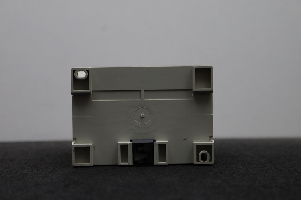 Bild des Artikels CIRCUTOR-Relaiseinheit-Mod.-SMC-96-100V-50Hz-gebraucht