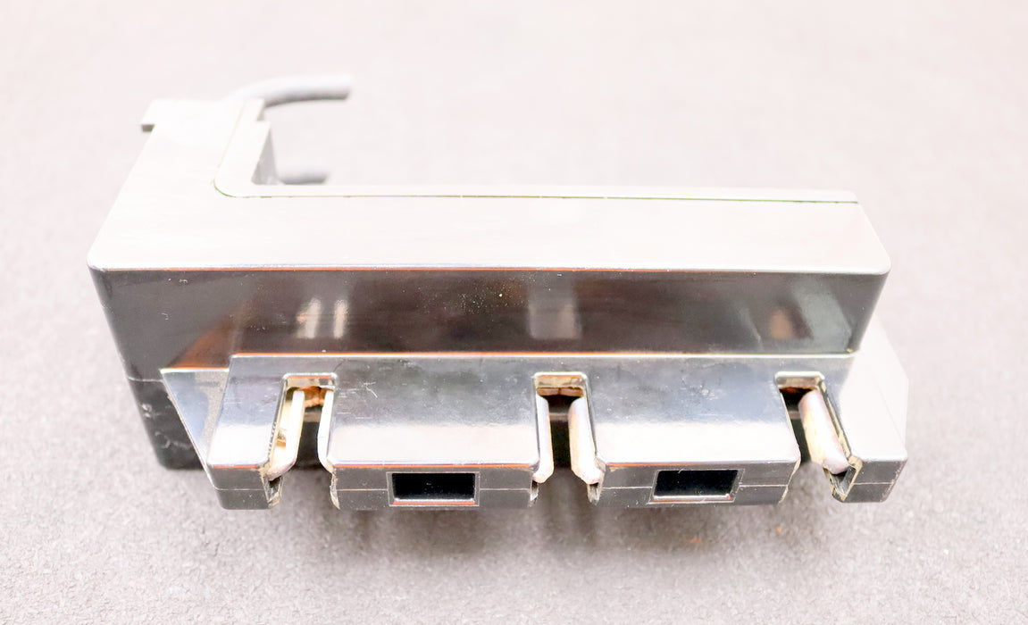 Bild des Artikels BBC-Stromklemme-BS-KA1/45-GJI1003001R3-45A-660VAC-mit-GJI1124003-gebraucht