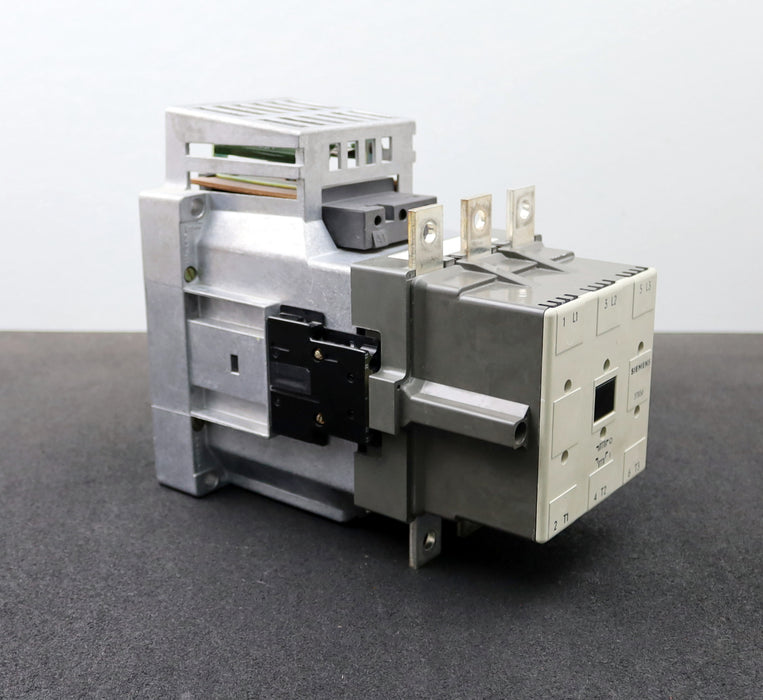 Bild des Artikels SIEMENS-Leistungsschalter-3TB5617-0B-Spulenspannung-230VDC-115-355kW-300/270A