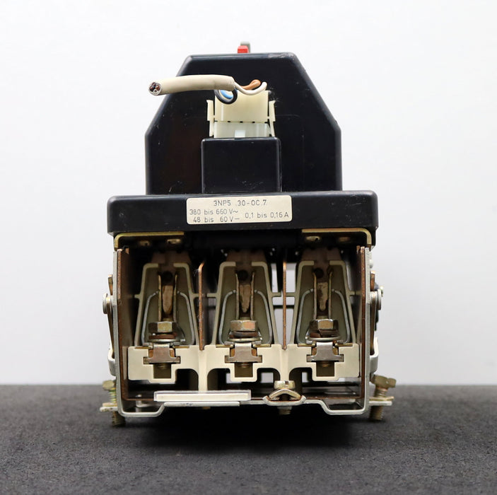 Bild des Artikels SIEMENS-Lasttrennschalter-3NP5030-0CA76-IN=-125A-Ue=-380/500/660VAC-Gr.-00