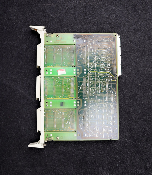 Bild des Artikels SIEMENS-Speichergrundbaugruppe-6FX1128-1BA00-mit-RAM-/-Eproms-6FX1821-1BX13-4B