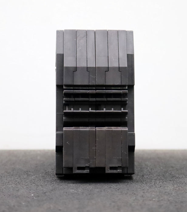 Bild des Artikels E-T-A-Basismodul-+-3x-Schutzschalter-ESS20-003-DC24V-gebraucht